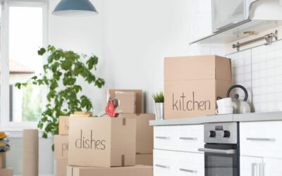 How to Pack Kitchen Items For a Stress Free Move