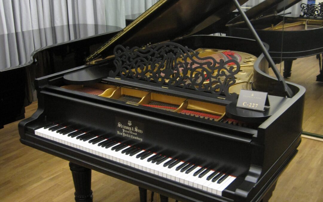 How Much Does Piano Moving Cost in Kansas City?